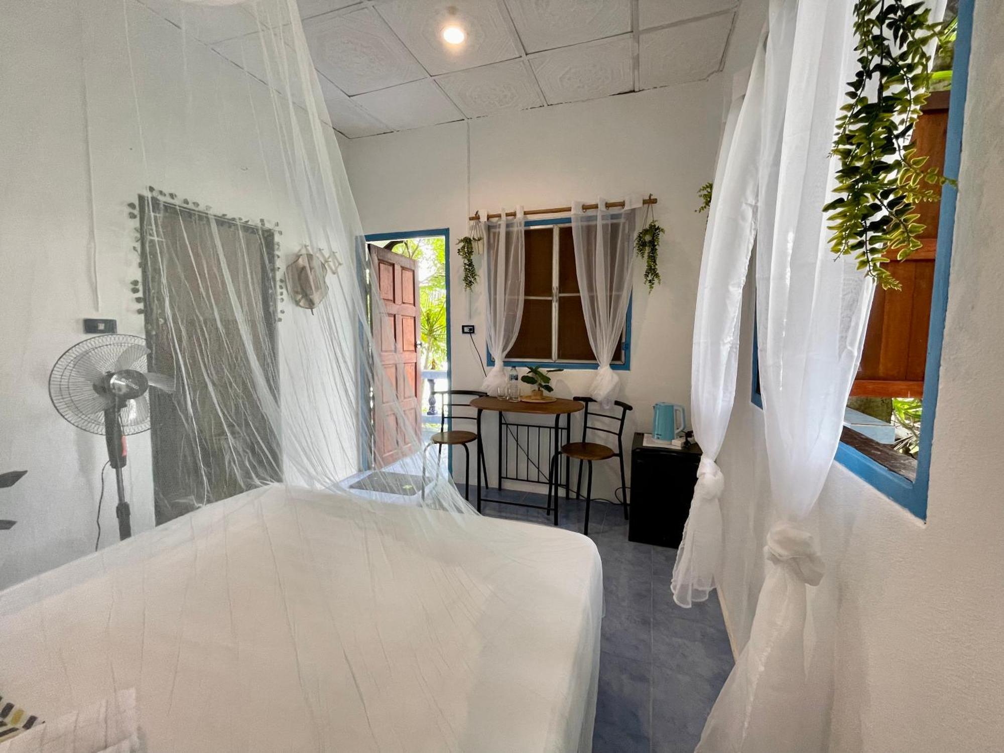 Secret Place Hotel And Restaurant Haad Yao Rom bilde